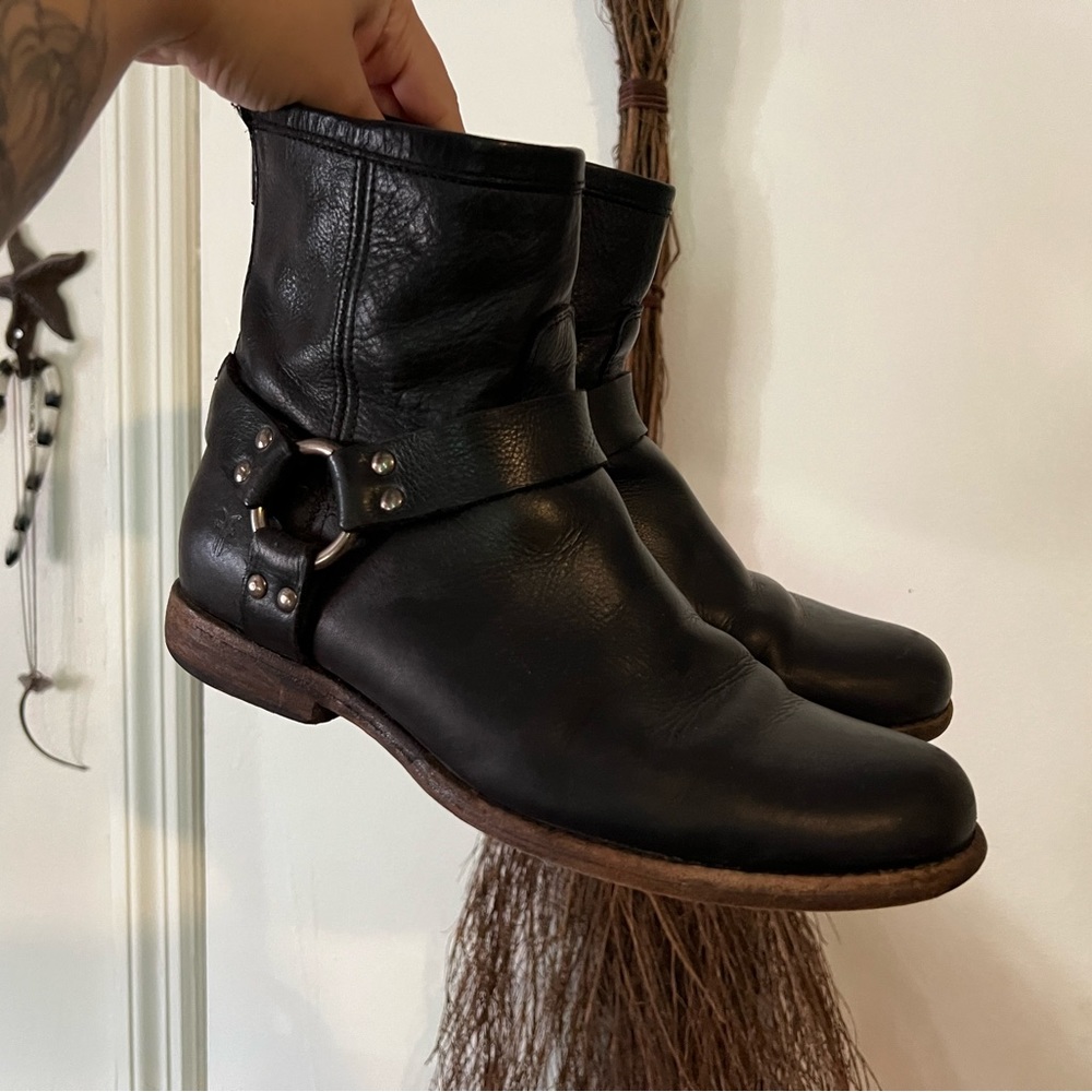 black frye leather harness zip up boot